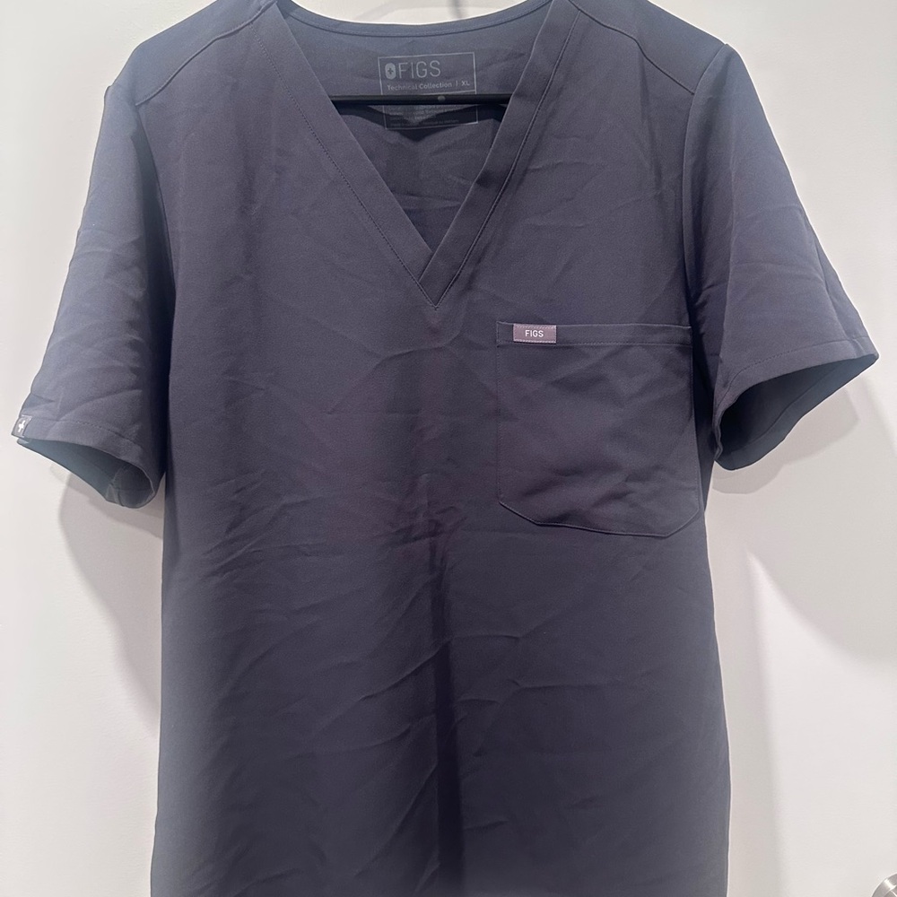 FIGS Women’s Catarina Scrub Top Charcoal Size XL